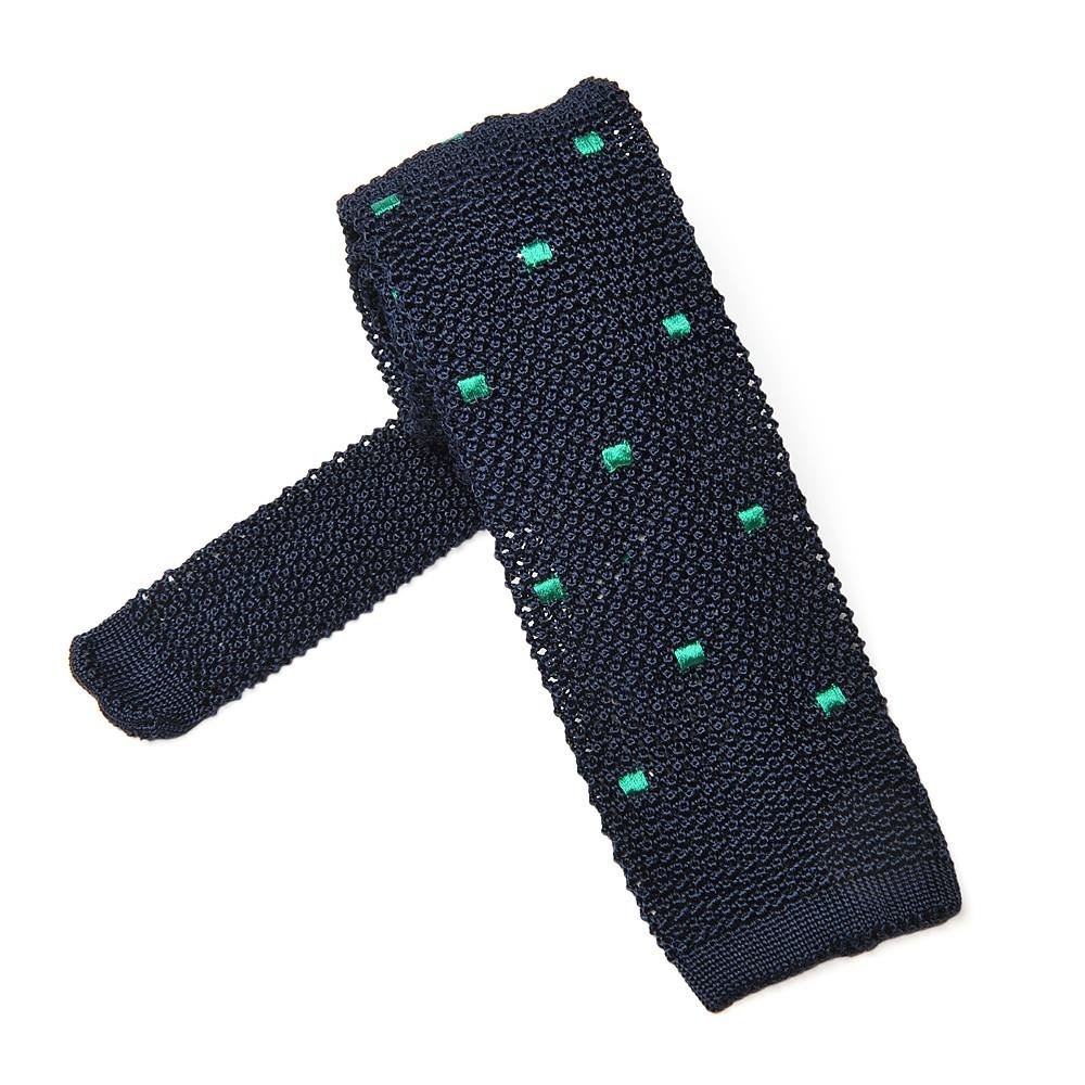 Granatowy krawat knit w zielone kwadraty